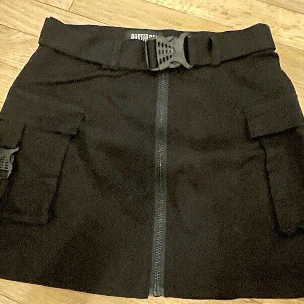 Poster Girl Cargo Skirt
